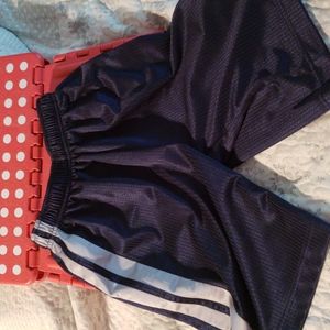 Boys size small Nike new shorts